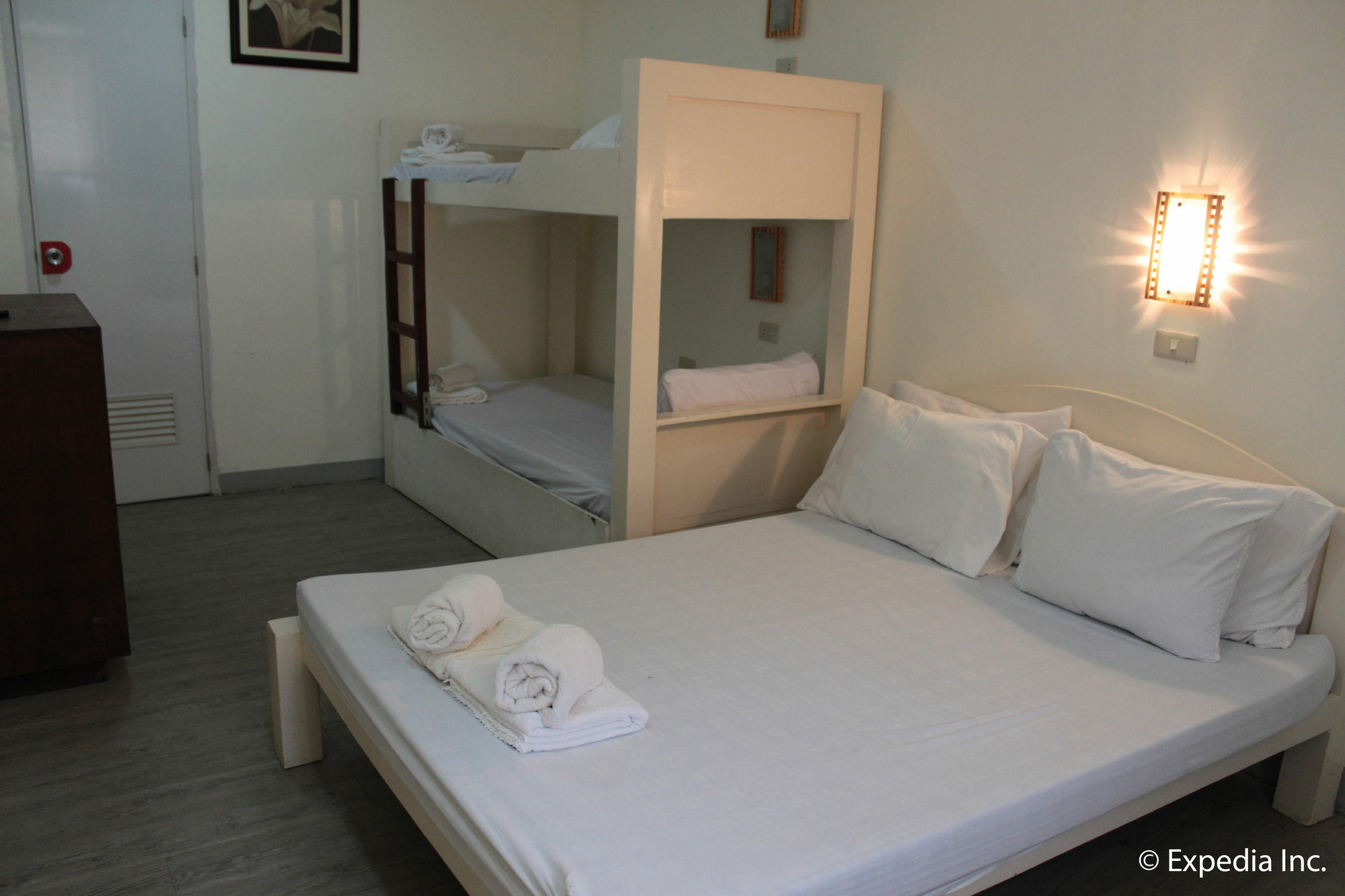 Reddoorz Plus Near Vigan Convention Center Zewnętrze zdjęcie
