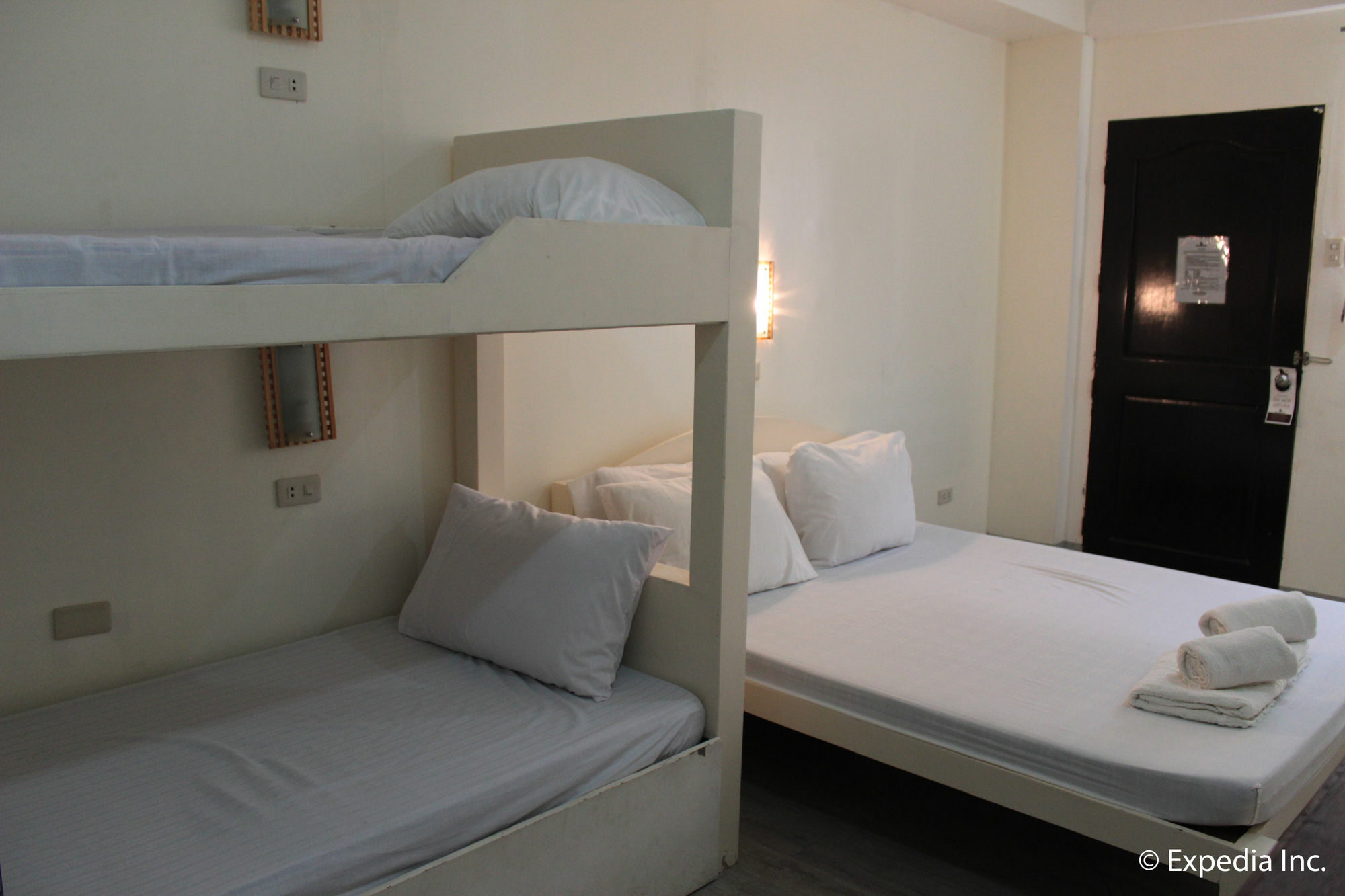 Reddoorz Plus Near Vigan Convention Center Zewnętrze zdjęcie